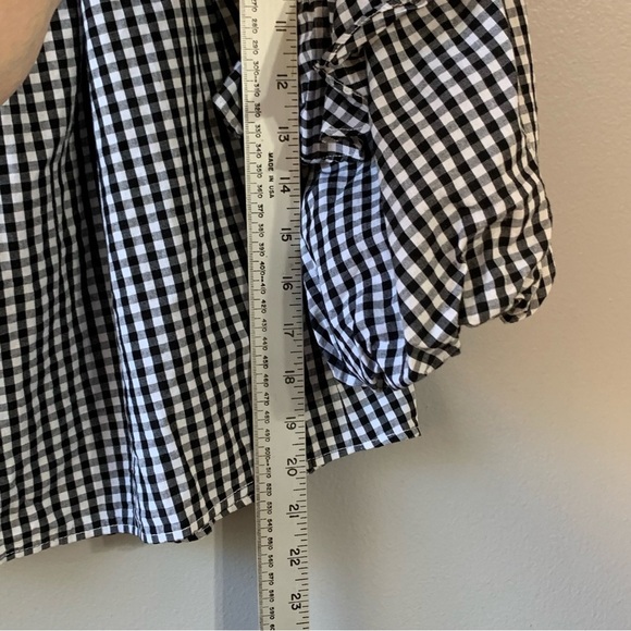 Entro black‎ and white gingham off shoulder puff sleeve popover blouse. Size M - Picture 7 of 9